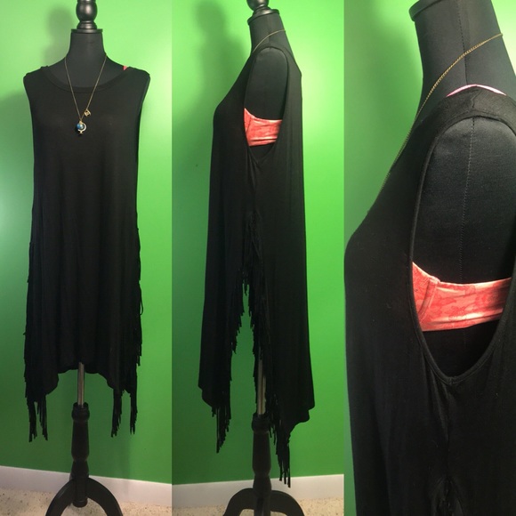 Jodiful Tops - Black Fringe Tunic